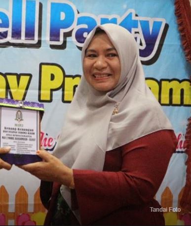 Hj.Fathiah, S.Ag, S.Pd.I, MA